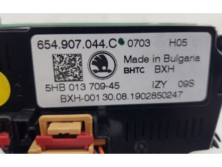 Блок управления климат-контролем 654907044C, 654907044CIZY   Skoda Scala