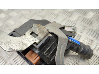 Pojistková skříňka Infiniti Q50 2016