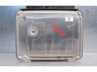 Блок управления двигателя 03G906021LB, 0281013238 Skoda Octavia Mk2 (1Z)