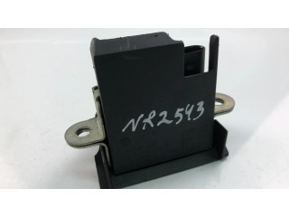 замок багажника 5G6827505    Audi A6 S6 C7 4G 2011-2018 года