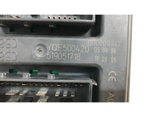 Pojistková skříňka YQE500420 Land Rover Discovery 3 - LR3 2007