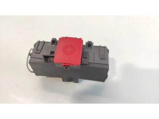 Узел подключения плюсовых проводов