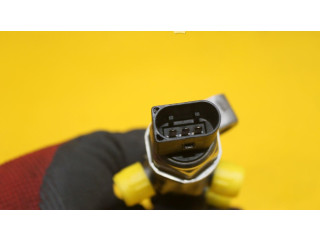 Топливная рампа    Volkswagen Golf VIII  