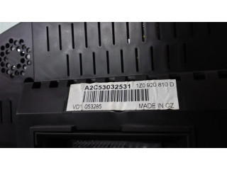 Панель приборов 1Z0920810D, VD1053285 Skoda Octavia Mk2 (1Z)