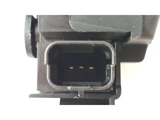 Замок багажника 9804762080, 17061572372    Citroen C4 Grand Picasso 2014-2016 года