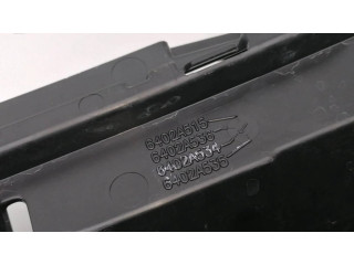 Передняя решётка Mitsubishi L200 2006-2014 года 6402A534