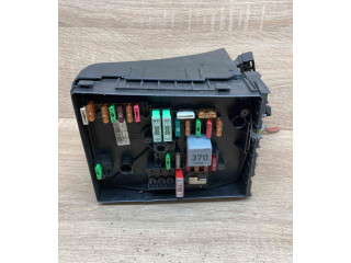 Блок предохранителей 0740444352E Skoda Octavia Mk2 (1Z)