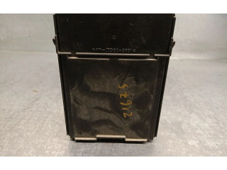 Pojistková skříňka Řídící jednotka BSM 284B71HR0C Nissan Micra C+C 2013