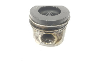 Píst 057107065CA Audi Q7 4M pro naftový motor 4.1