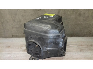 Другая деталь отсека двигателя