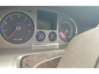 Панель приборов    Volkswagen Phaeton       