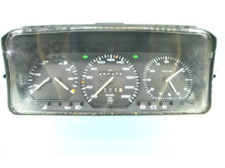 Přístrojová deska Volkswagen PASSAT B3 1991 81117657, IMPRK1352167