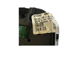 Přístrojová deska Toyota Avensis T220 2000 8380005230, 00395694001