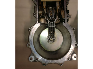 Распределитель топлива 0438121037    Mercedes-Benz S W126   5