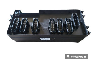 Блок предохранителей  A1645400272   Mercedes-Benz R W251    