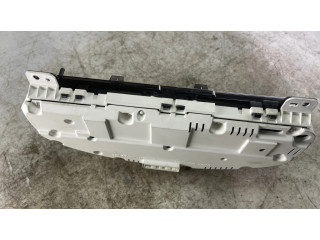 Přístrojová deska Mitsubishi Grandis 2006 8100a197