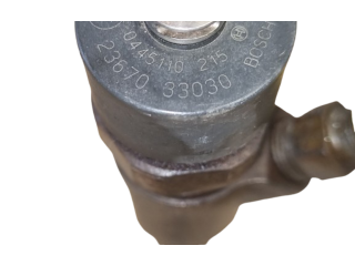 Vstřikovač 0445110215 Toyota Yaris Verso