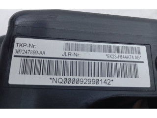 Подушка безопасности пассажира 9X23-F044A74-AB Jaguar XF X250