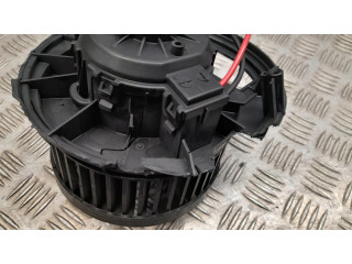 Вентилятор печки 3Q1819021C Audi Q3 F3