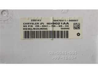 Панель приборов K68249007AA, K68359181AB Fiat Freemont