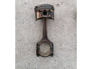 Поршень с шатуном 940A2000 Alfa Romeo Giulietta