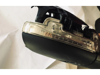 Зеркало электрическое Volvo XC40 - года