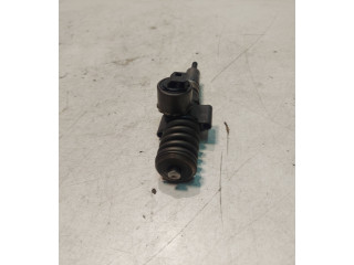 Форсунка 03G130073G    Volkswagen Golf Plus  BKD 