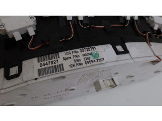 Панель приборов 30728791, 30728791   Volvo V70       