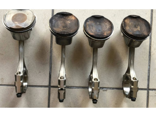 Píst 37090 Toyota RAV 4 (XA30) 3ZR-FAE