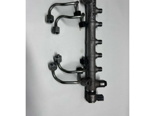 Vstřikovací lišta 31303612, 31303505 Volvo S60