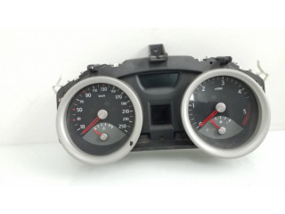 Přístrojová deska Renault Megane II 2006 8200399700D