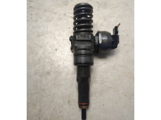 Форсунка 0414720215    Audi A3 S3 A3 Sportback 8P  CAYC 