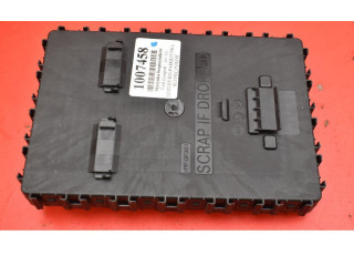 Блок предохранителей HU5T-15604-ECS, HU5T-15604-ECS Ford Ecosport