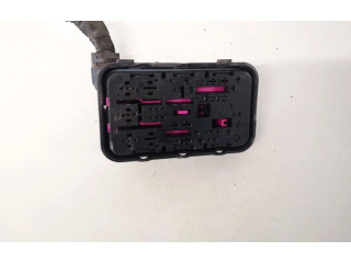 Блок предохранителей  1k0937700b   Skoda Octavia Mk2 (1Z)    