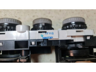 Блок управления климат-контролем 69657032, 69667301 Mitsubishi Colt
