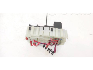 Блок предохранителей Volvo V70