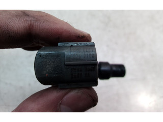 Форсунка     Mazda 5  RF 