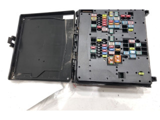 Блок предохранителей  JX6T-14D068-BE   Ford Focus    