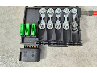 Блок предохранителей 1J0937550AF Skoda Octavia Mk1 (1U)