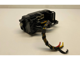 Блок управления климат-контролем    Volkswagen Caddy