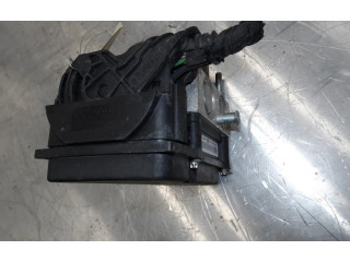 Блок АБС 6001551520   Dacia  Duster  2010 - 2017 года