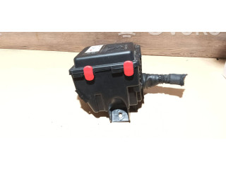 Блок предохранителей 9824510680, 9804848480 Peugeot 2008 II