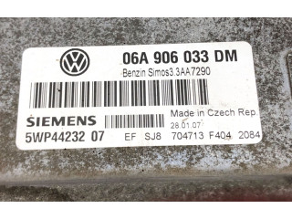 Блок управления двигателем Блок управления 06A906033DM Skoda Octavia Mk1 (1U)