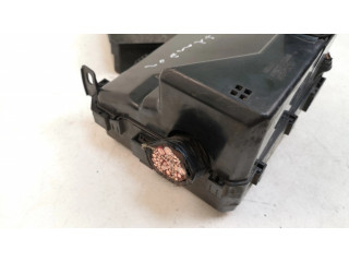 Блок предохранителей PR06102000 Mitsubishi Outlander