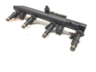 Vstřikovací lišta 01F004A Peugeot 607