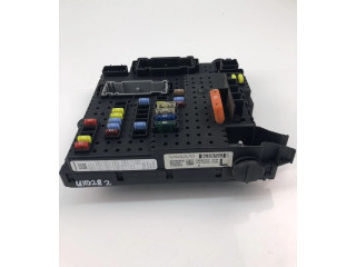Блок предохранителей  30786648   Volvo V70    