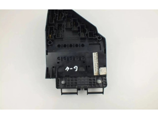 Блок предохранителей  YQE000730   Rover 25    