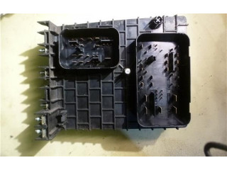 Блок предохранителей 1K0937124H   Audi A3 S3 8P    