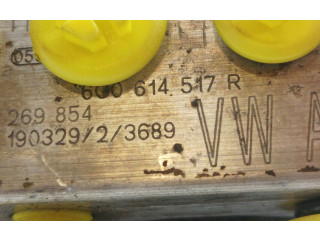 Блок АБС 6C0907379R, 6C0614517R   Skoda  Fabia Mk3 (NJ)  2015 - 2021 года