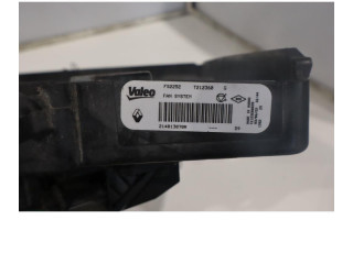 Вентилятор радиатора 214813070R Dacia Sandero